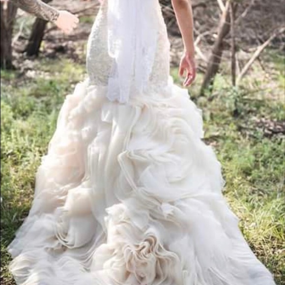 Maggie Sottero Wedding Dress - Picture 2 of 4